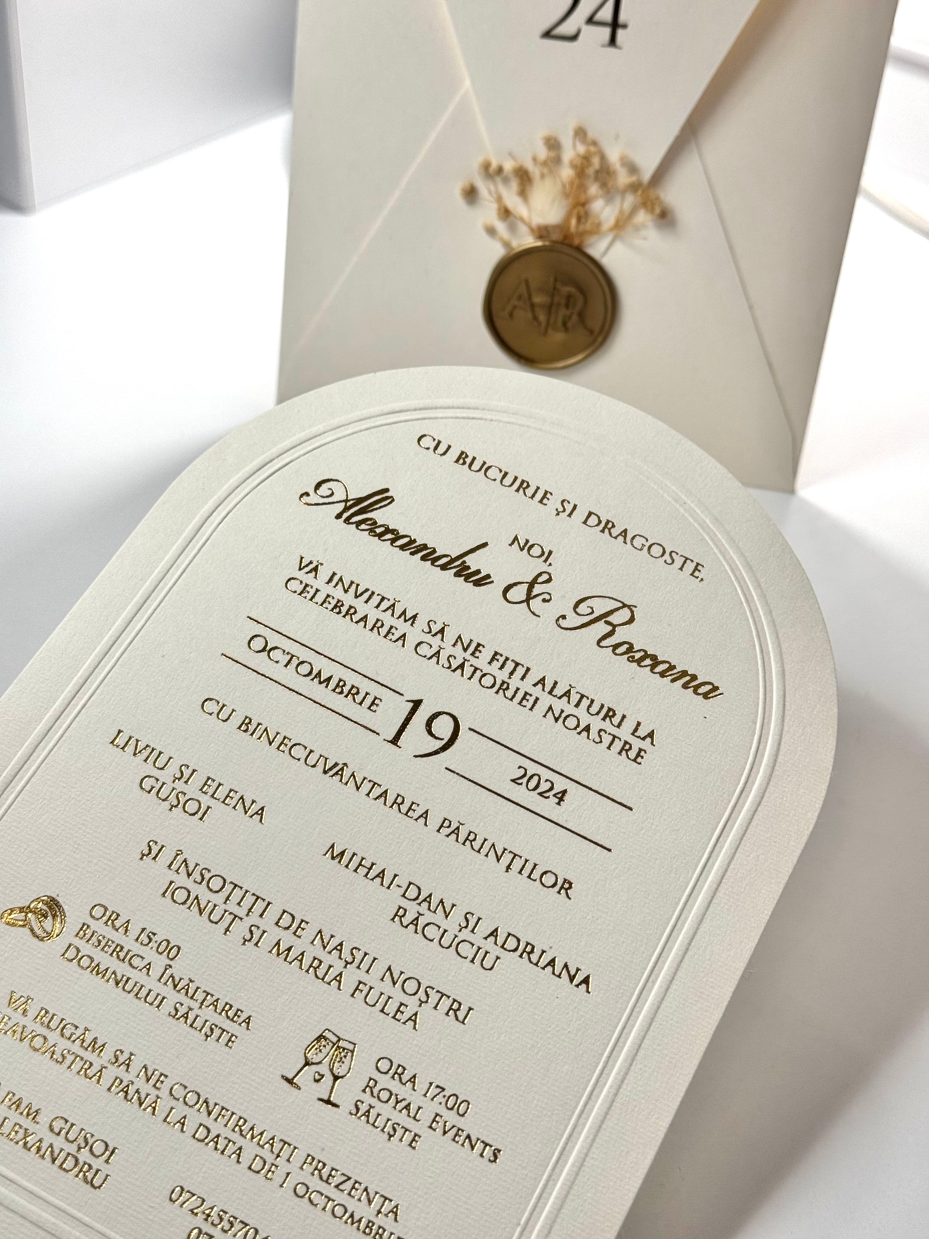 Sealed Floral Wedding Invitation: Elegant White & Gold Card
