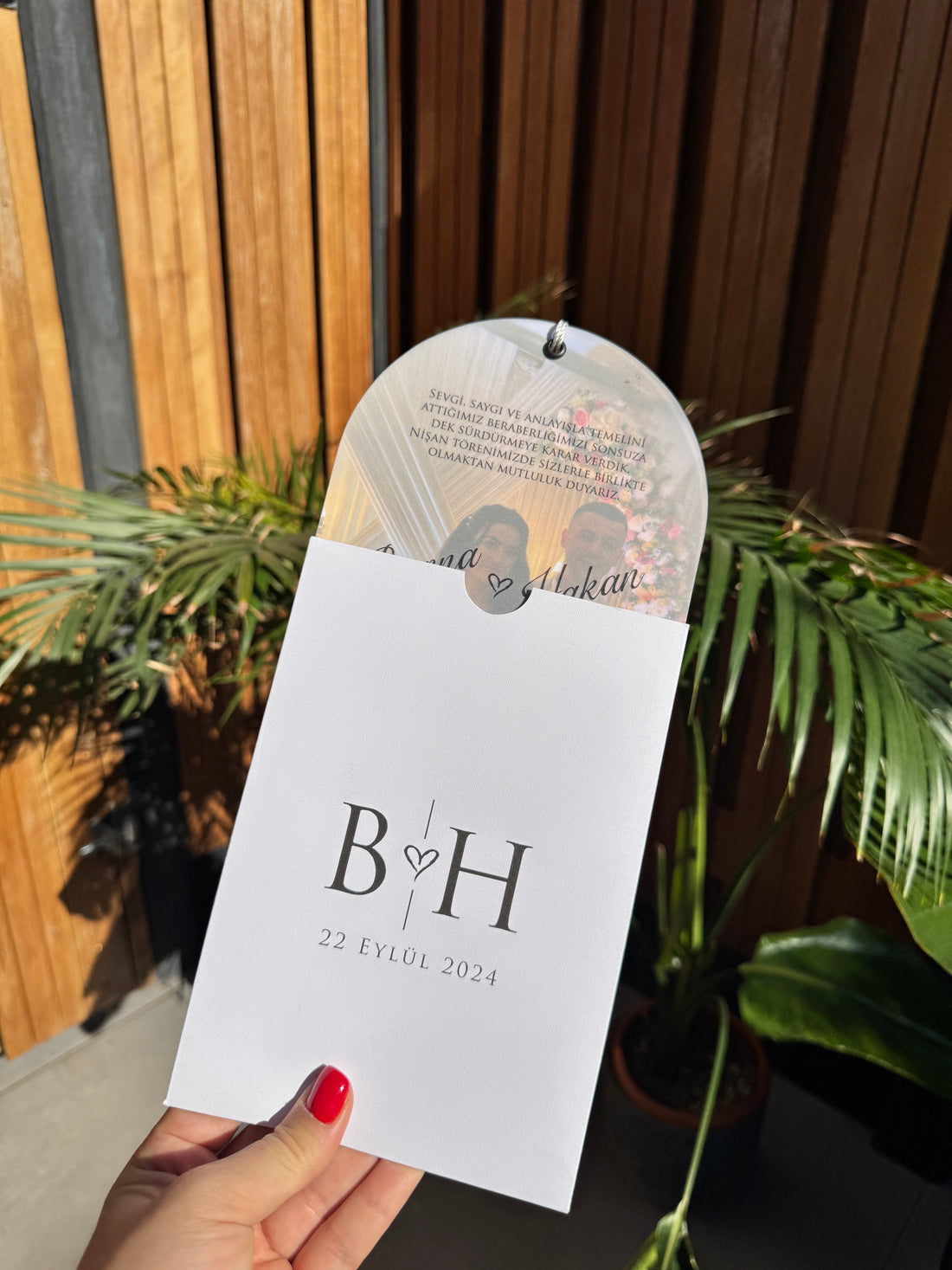 Photo Transparent White Wedding Invitation Elegant Modern Design