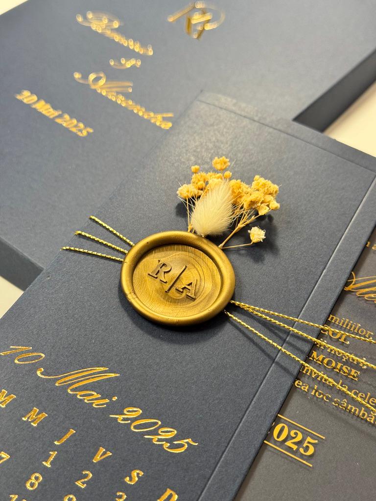 Floral Wedding Invitation with Date Details: Elegant Boxed Card