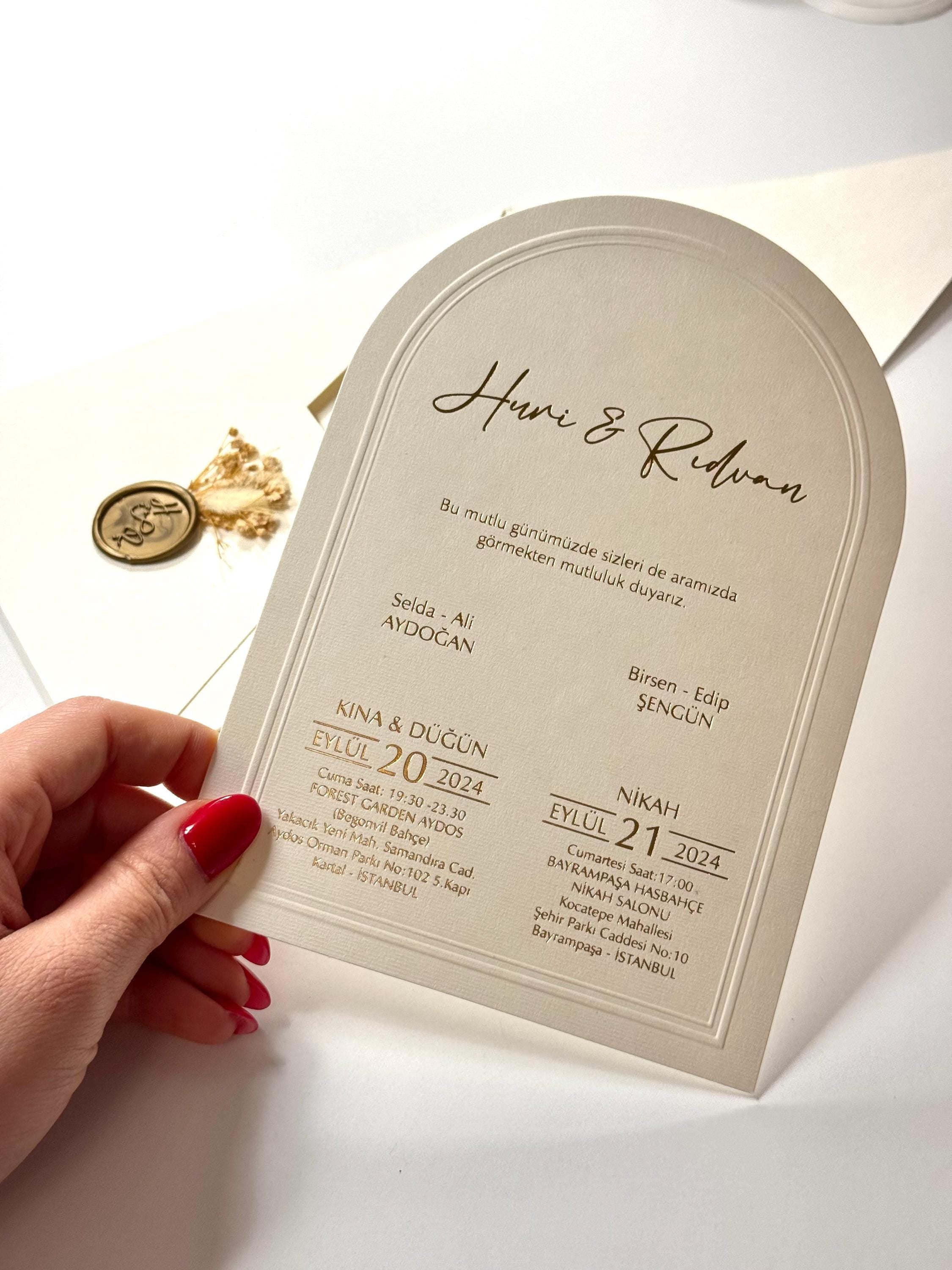 Floral Wedding Invitation with Stamp | Elegant Wedding Card | Classic Flower Invite | Custom Wedding Invitation | Sealed Floral İnvitation