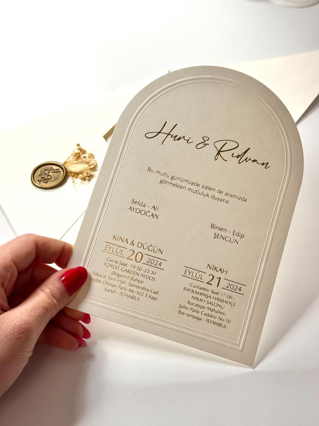 Floral Wedding Invitation with Stamp | Elegant Wedding Card | Classic Flower Invite | Custom Wedding Invitation | Sealed Floral İnvitation