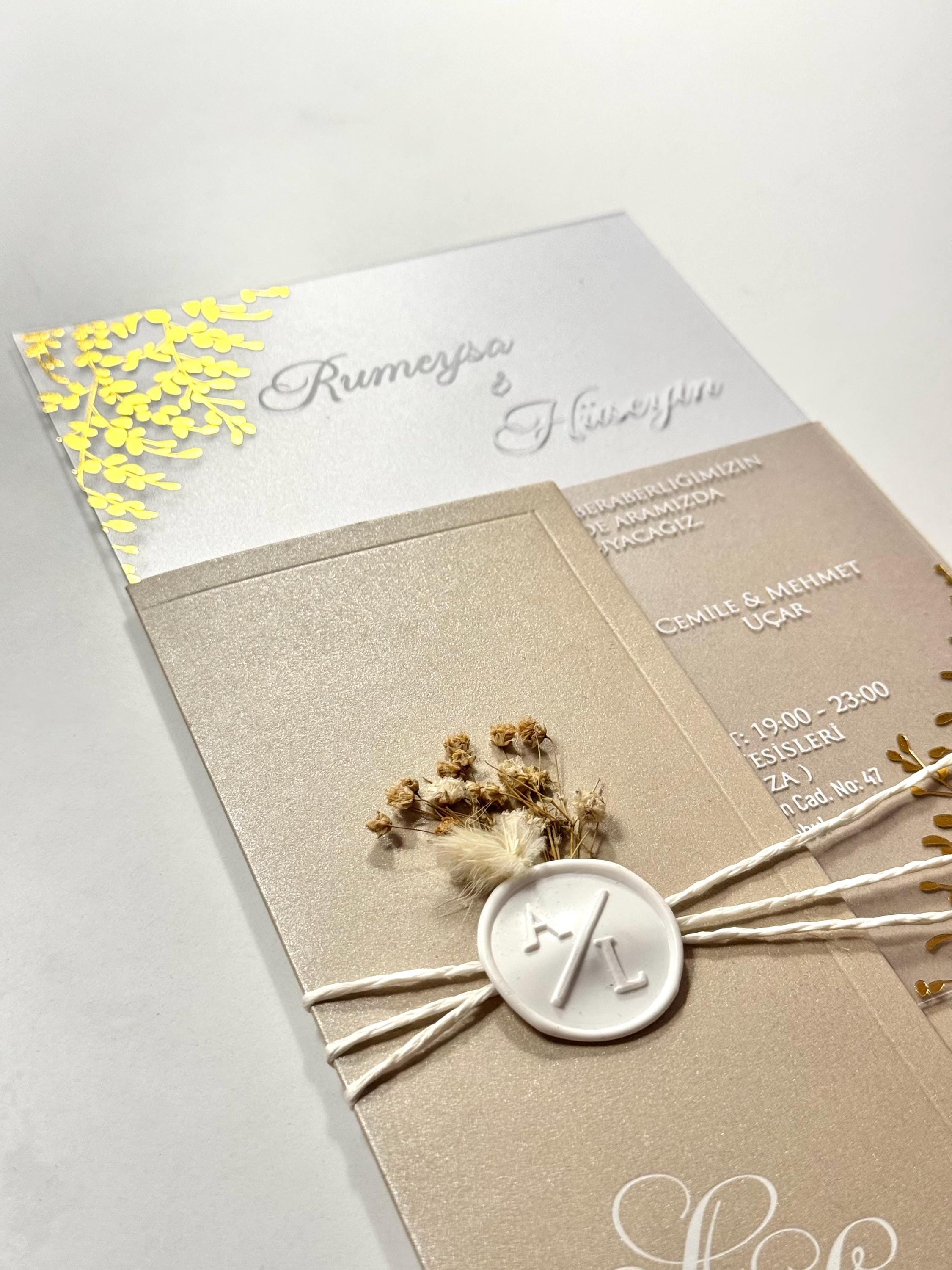 Transparent Wedding Invitation with Stamp | Elegant Clear Invite | Custom Acrylic Style Wedding Card | Sealed Floral İnvitation