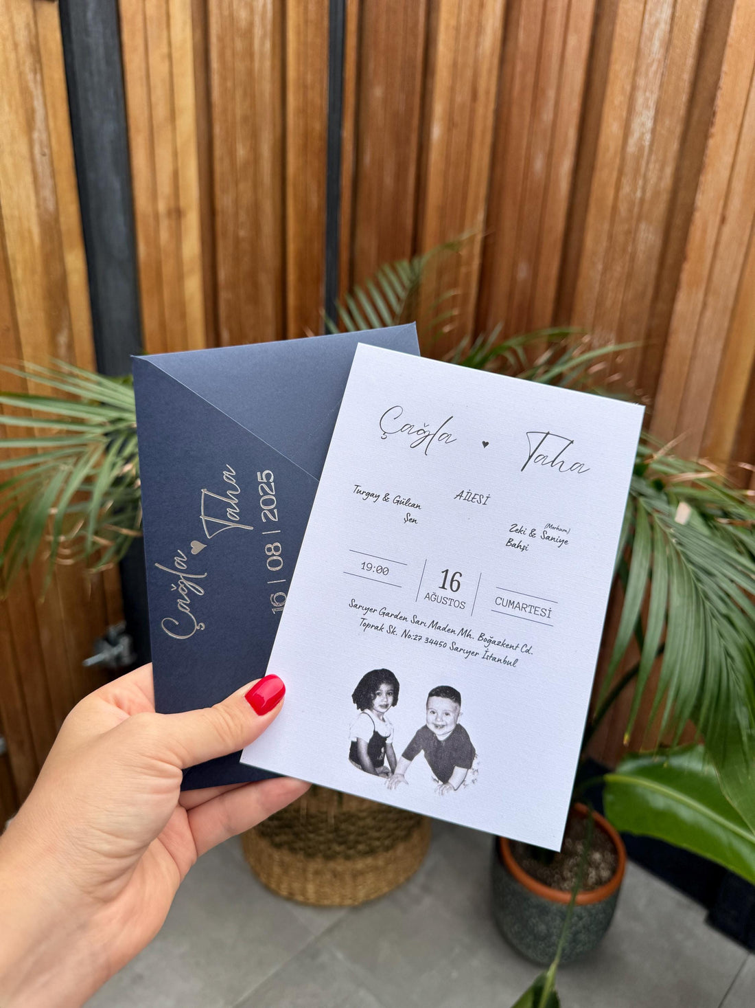 Modern Wedding Invitation With Navy Blue Envelope Elegant Design