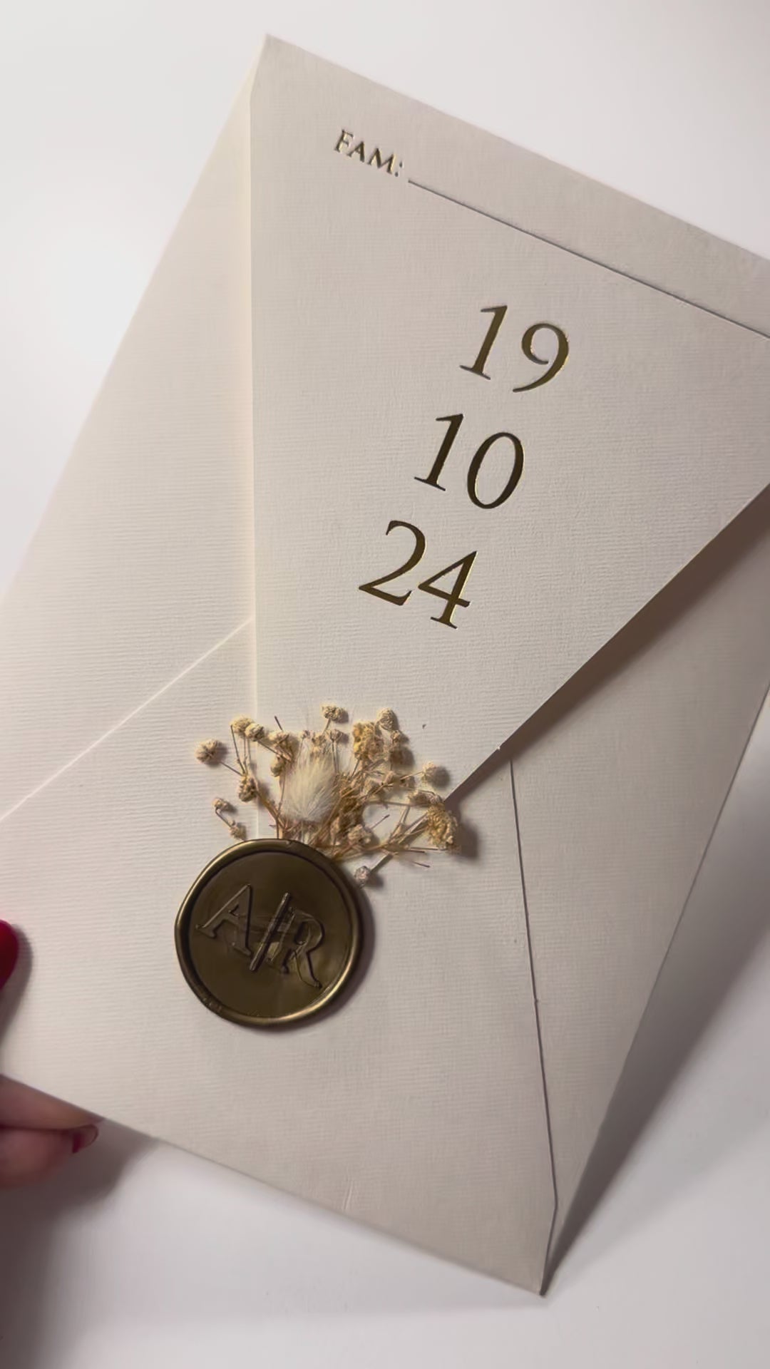Sealed Floral Wedding Invitation: Elegant White & Gold Card