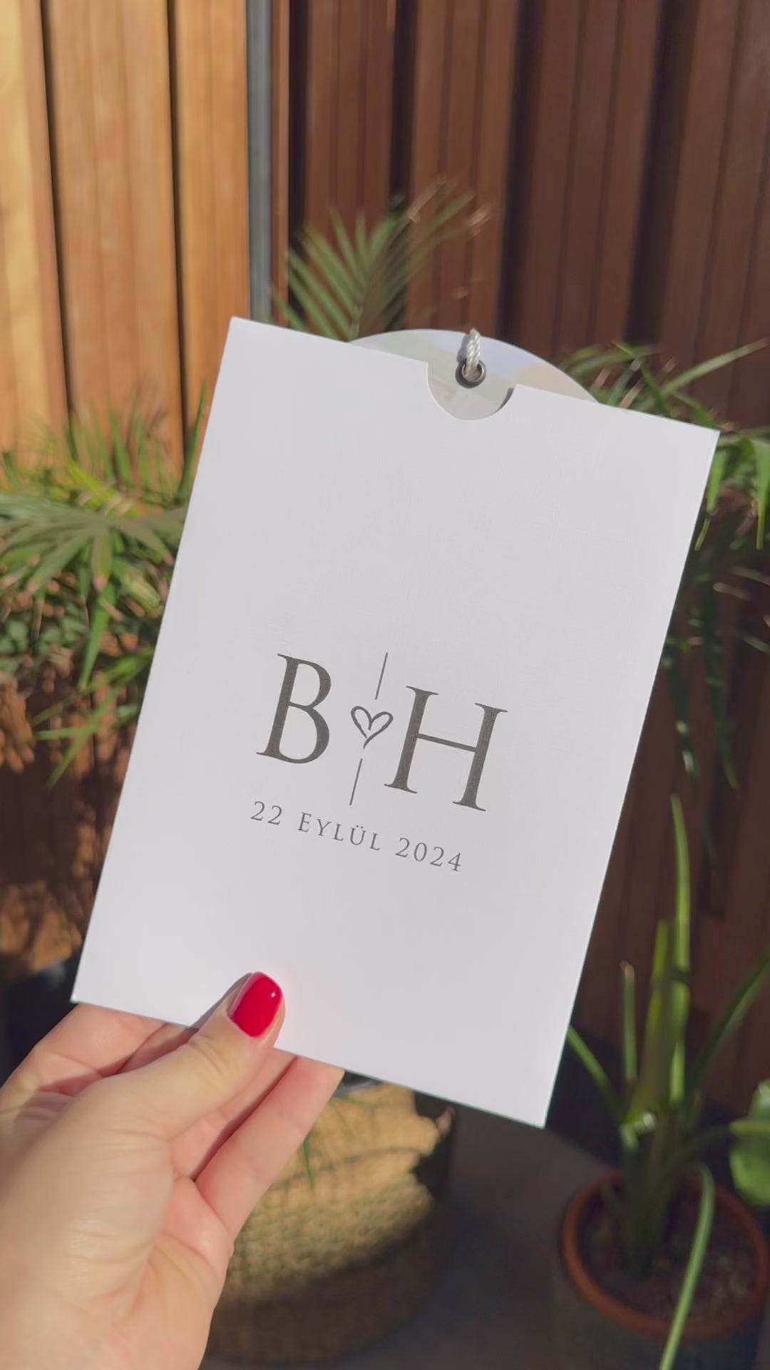 Photo Transparent White Wedding Invitation Elegant Modern Design